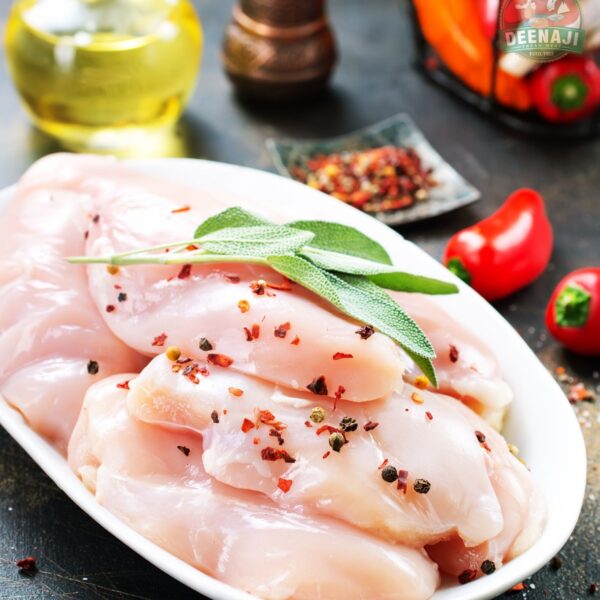 Deenaj Breast with Bone currycut (2)